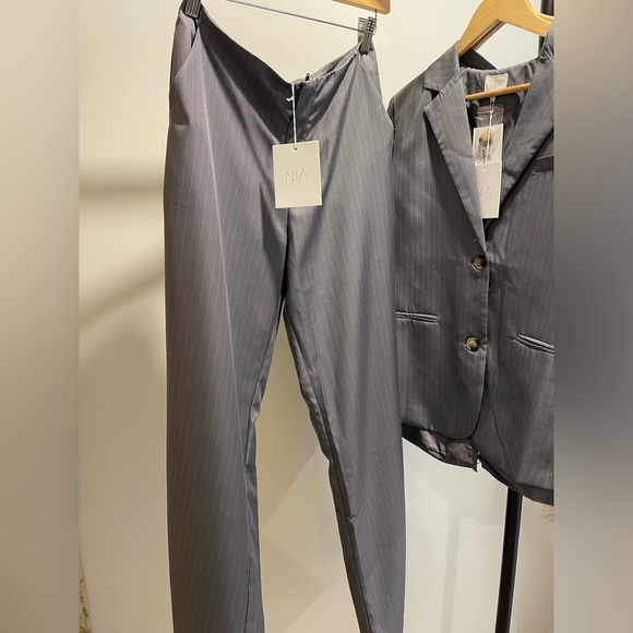 NIA Eloise Low Rise Wide Leg Pants - Gray - Picture 5 of 7